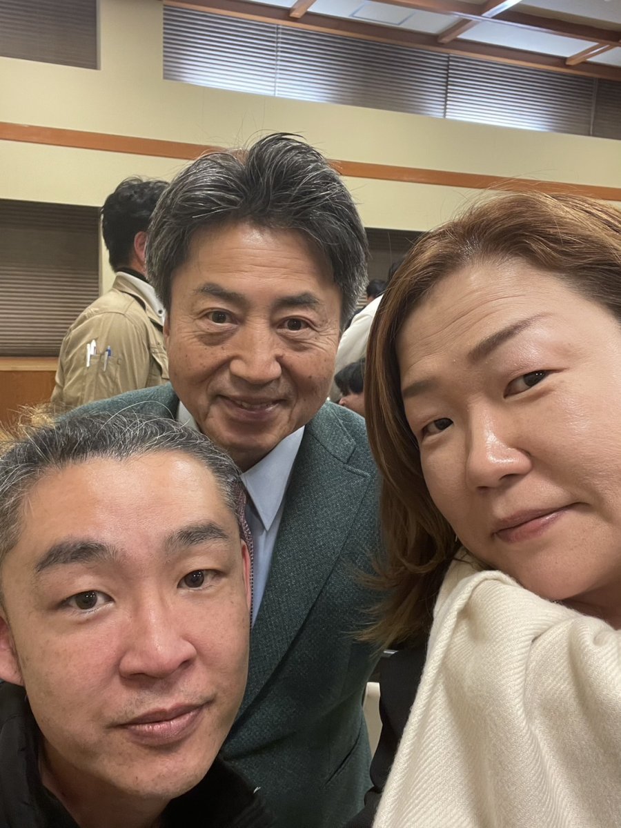 S-スタ 第16回異業種交流会（新年会）で、総社市長とラストの店長たち